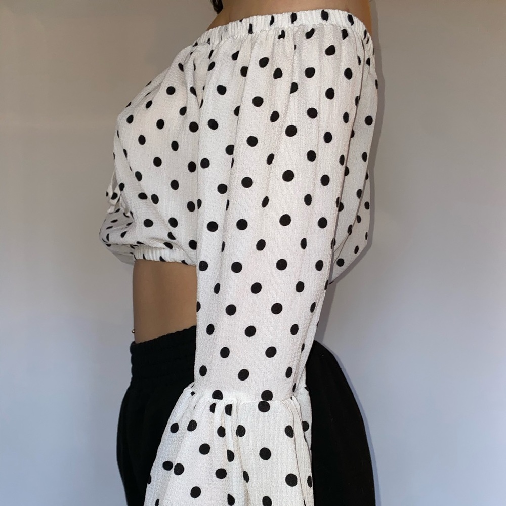 Off Shoulder Polka Dot Crop Top
